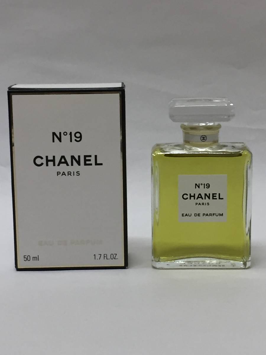 Yahoo!オークション - 新品未使用！格安！CHANEL シャネル No19 19番...