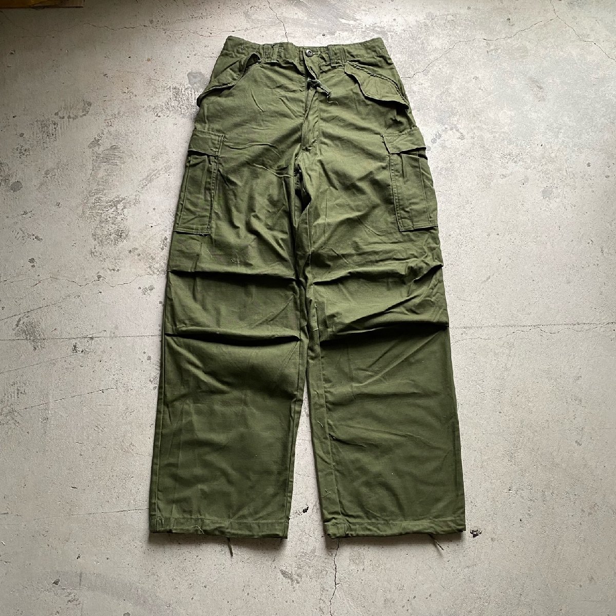 かんたんラ Vintage 70s UK ARMYデッドストック イギリス軍 グルカ セール限定商品 ミリタリーパンツ 70年代 vintage ワークパンツ/カーゴパンツ