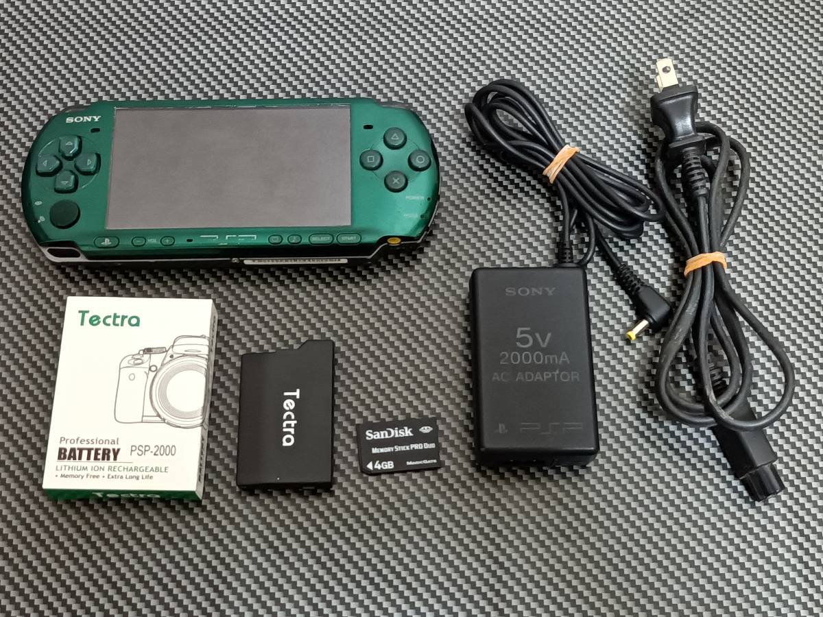 安心の定価販売】 PSP-3000 スピリティッドグリーン