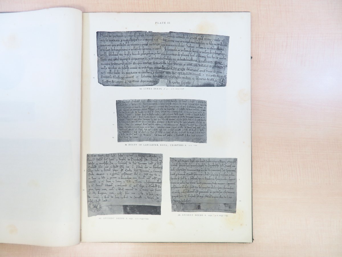英国王室・イギリス王室資料『English オファー Court Hand, A.D. 1066 to 1500』(全2冊 英国王室・イギリス王室資料『English オファー Court Hand, A.D. 1066 to 1500』(全2冊