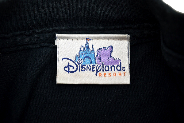 Y-4568★送料無料★美品★パイレーツ・オブ・カリビアン 最後の海賊たち DISNEY RESORT ディズニー リゾート★黒 半袖 T-シャツ Ｍ_画像3