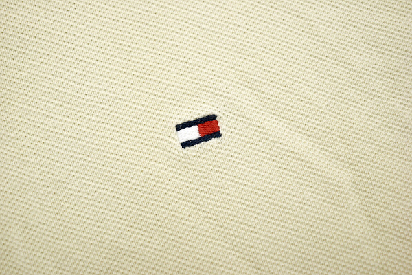 Y-4635★送料無料★美品★TOMMY HILFIGER トミーヒルフィガー★正規品 胸ロゴ刺繍 ライトベージュ 鹿の子 半袖 ポロシャツ Ｍの画像4