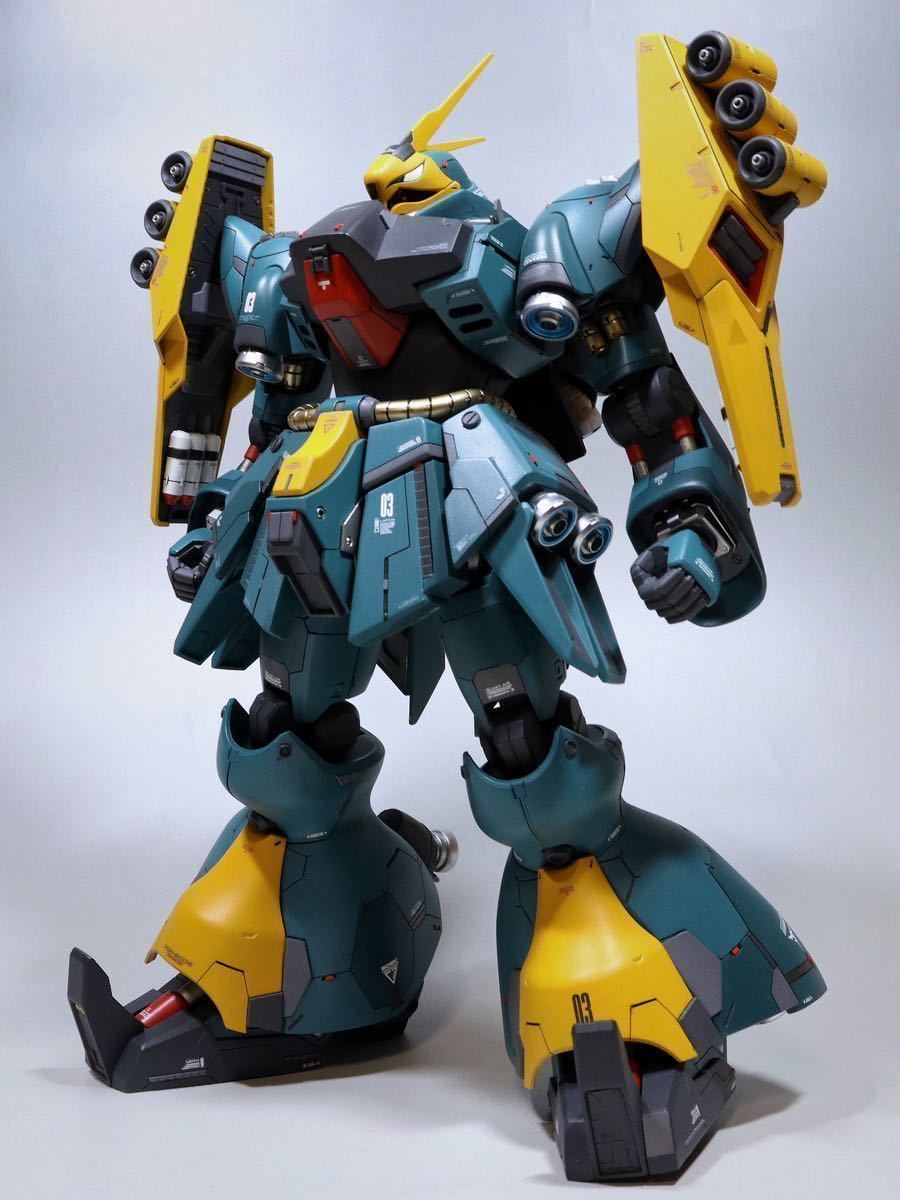RE 1/100 ヤクトドーガ (ギュネイ・ガス機) 改修塗装済完成品 RE 1/100 ヤクトドーガ (ギュネイ・ガス機) 改修塗装済完成品