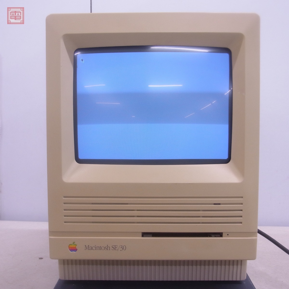 Apple Macintosh マッキントッシュ SE/30（M5119）パソコン 本体 通電のみ確認 アップル HDD無し ジャンク  パーツ取りにどうぞ その2【40