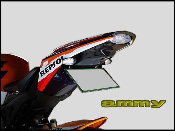 SC59 CBR1000RR AMMYオリジナル 黒ゲルコートフェンダーレスKIT_画像3