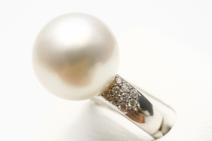 南洋白蝶真珠パールリング 14mm ホワイトカラー K18WG製 指輪 