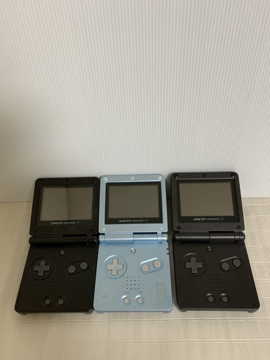 ジャンクGBAゲームボーイアドバンスSP本体のみ3台まとめセット/GAME BOY ADVANCE SP AGS-001/部品取り用/レトロゲーム機/シール添付等経年_画像1