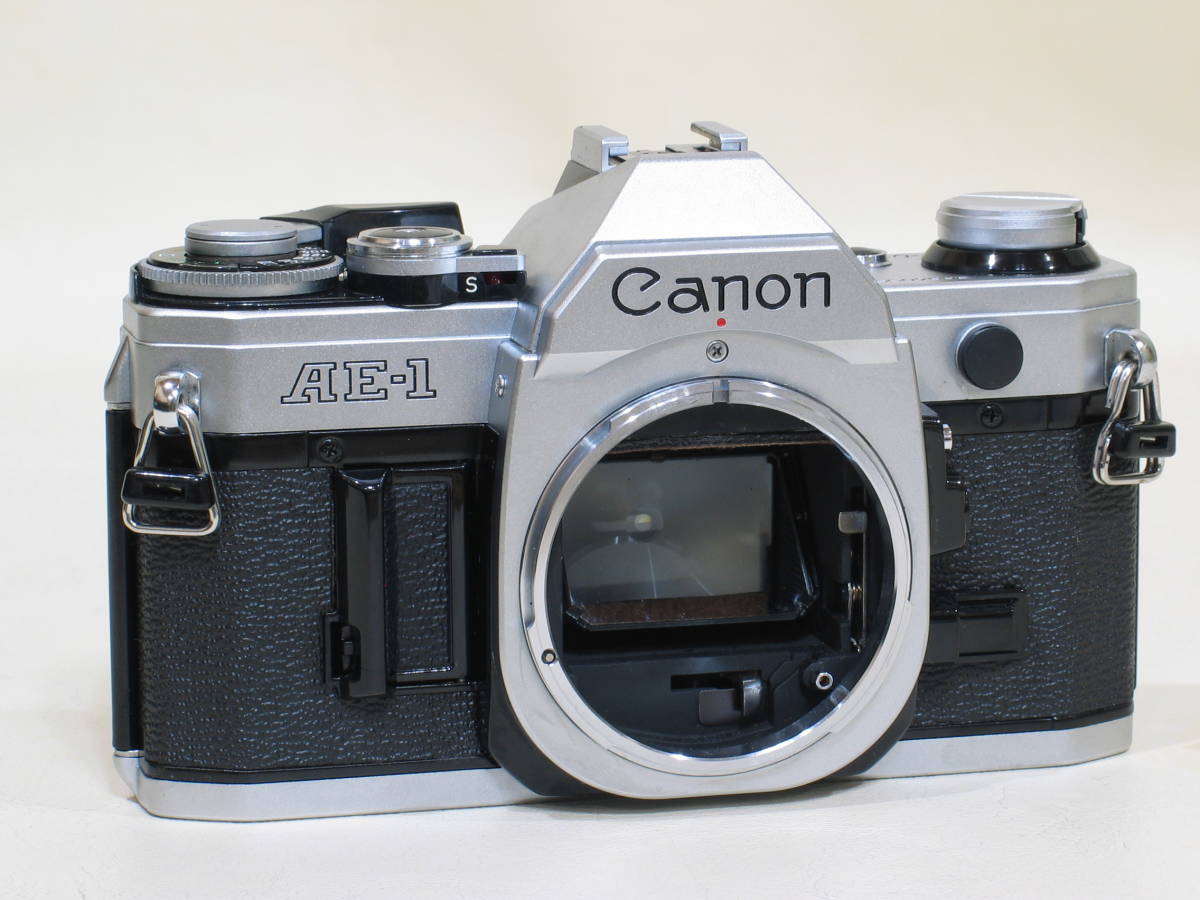 ファッションデザイナー #即決！ Canon AE-1 シルバー 外観極上 ミラー