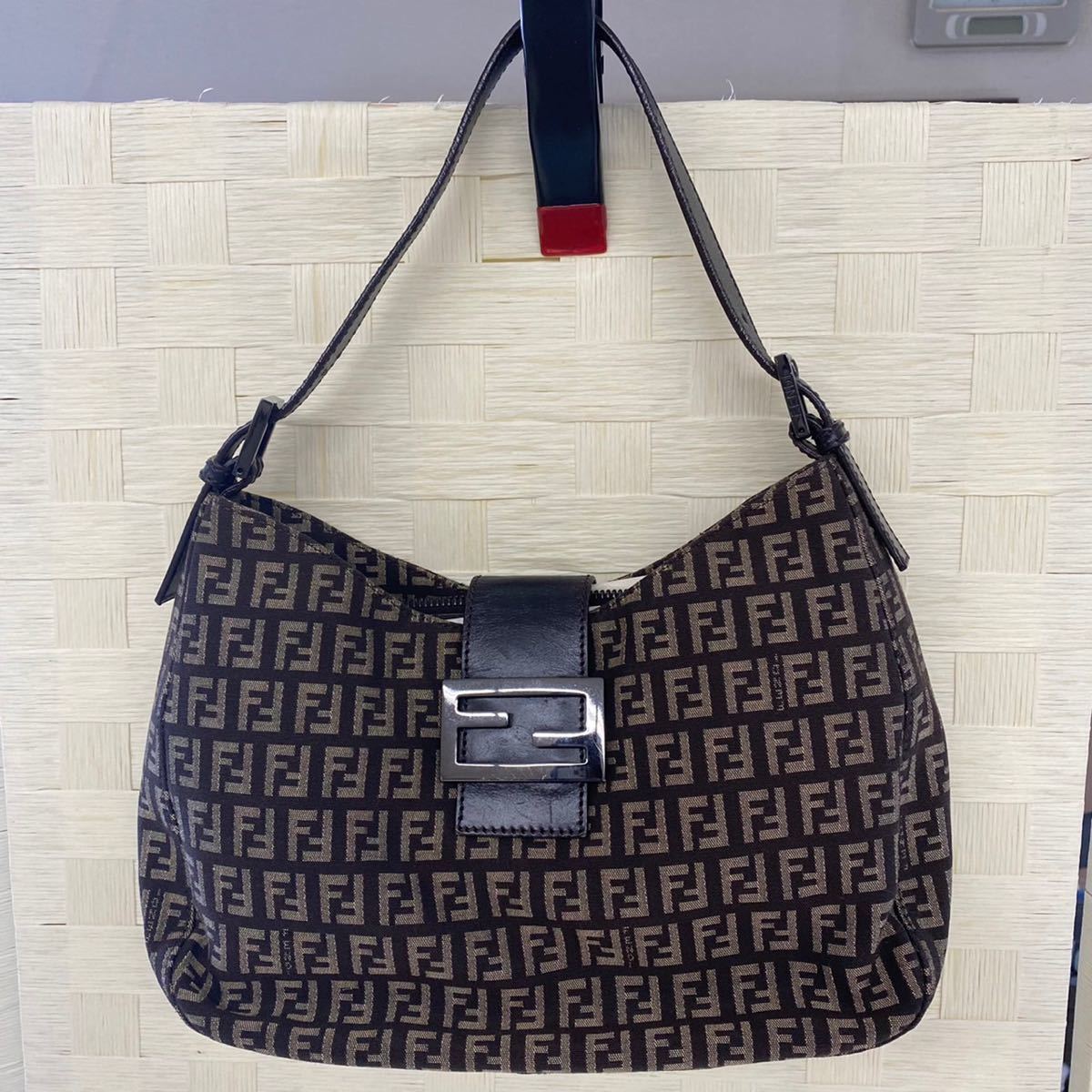 フェンディ FENDI ワンショルダーバッグ ズッカ 柄 マンバ