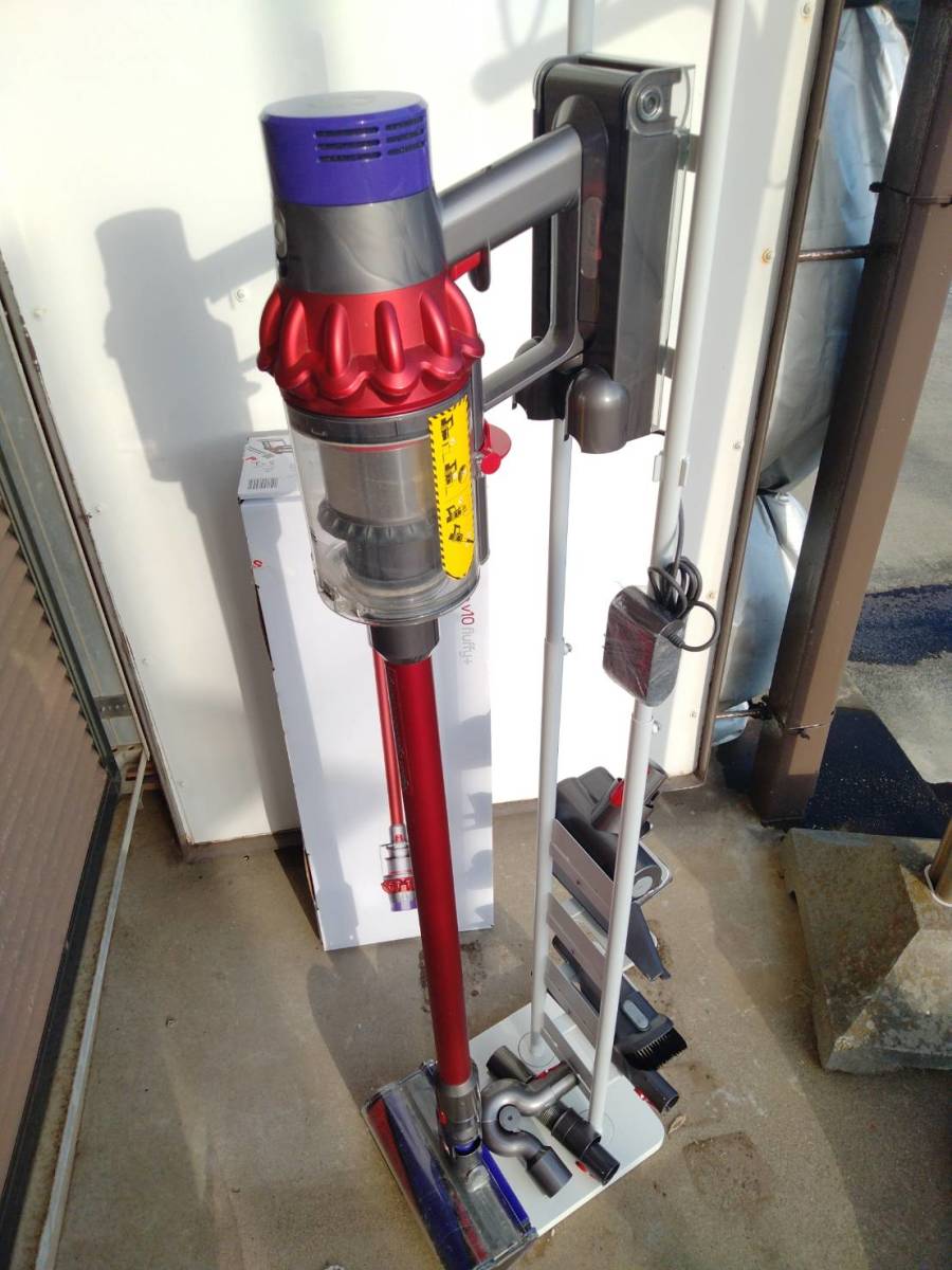 動作品/美品○dyson/ダイソン SV12FF コードレスクリーナー サイクロン
