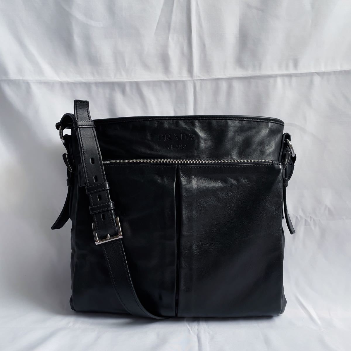 【PRADA】プラダ レザーショルダーバッグ VA0802
