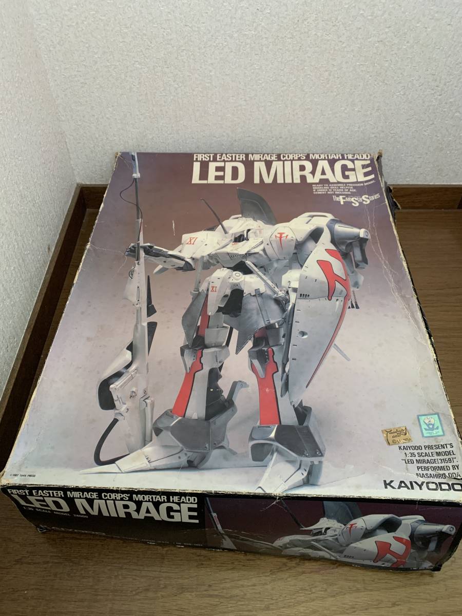 海洋堂 KAIYODO 1/35 レッド ミラージュ 未組立 FSS ガレージ 海洋堂 KAIYODO 1/35 レッド ミラージュ 未組立 FSS ガレージ
