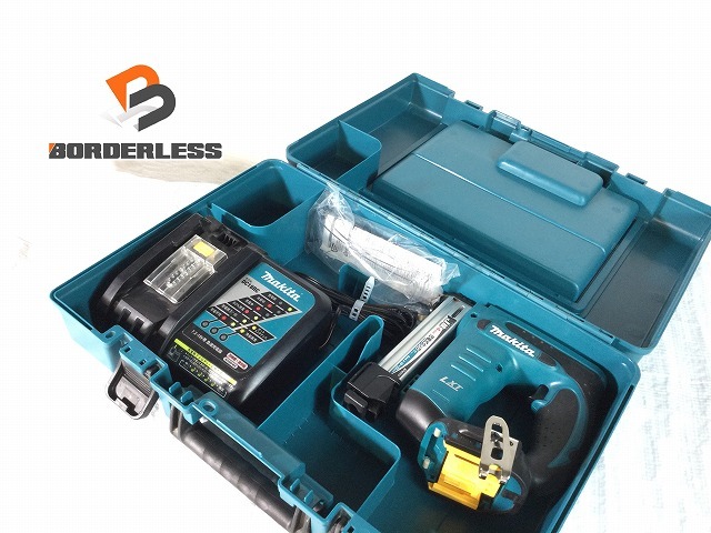 ☆美品☆ makita マキタ 14.4V 4mm 充電式タッカ ST420DZK 充電器付き