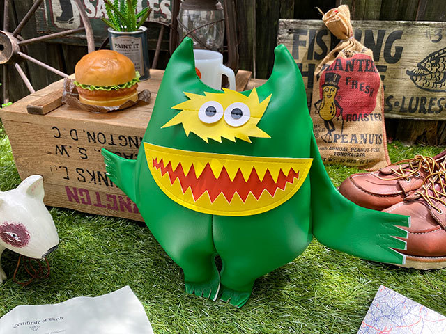 全国送料無料】ナウガモンスター Lサイズ(グリーン5) 誕生日がわかる