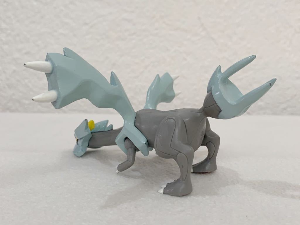 ＜美品＞キュレム「ポケットモンスター　ポケモン」フィギュア★全長約13.5cm〈Ｈ_画像5