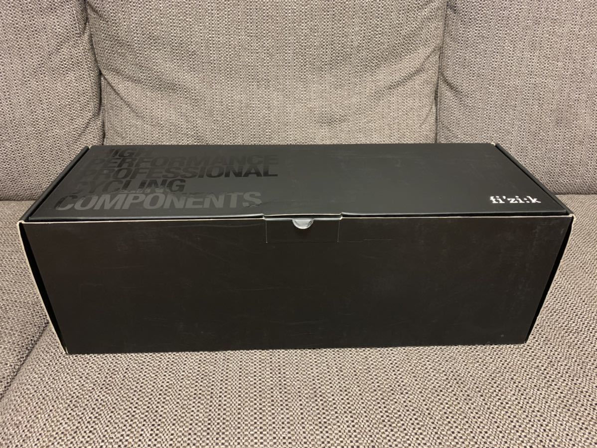 fizik カーボンハンドル