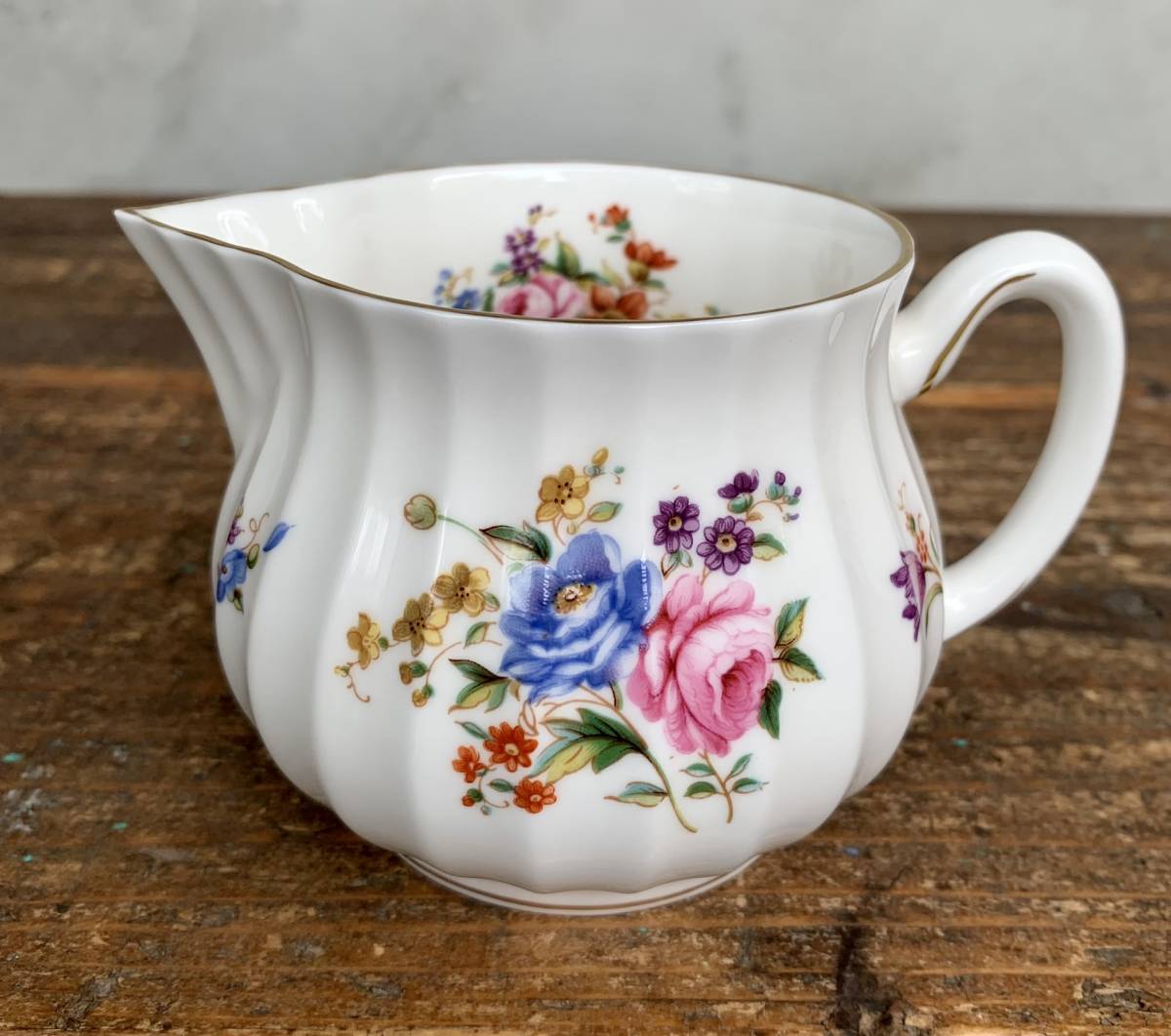 ★ROYAL WORCESTER★FINE BONE CHINA★ENGLAND★ROANOKE★Z2827★ロイヤルウースター★ミルク入★食器★陶磁器★英国★