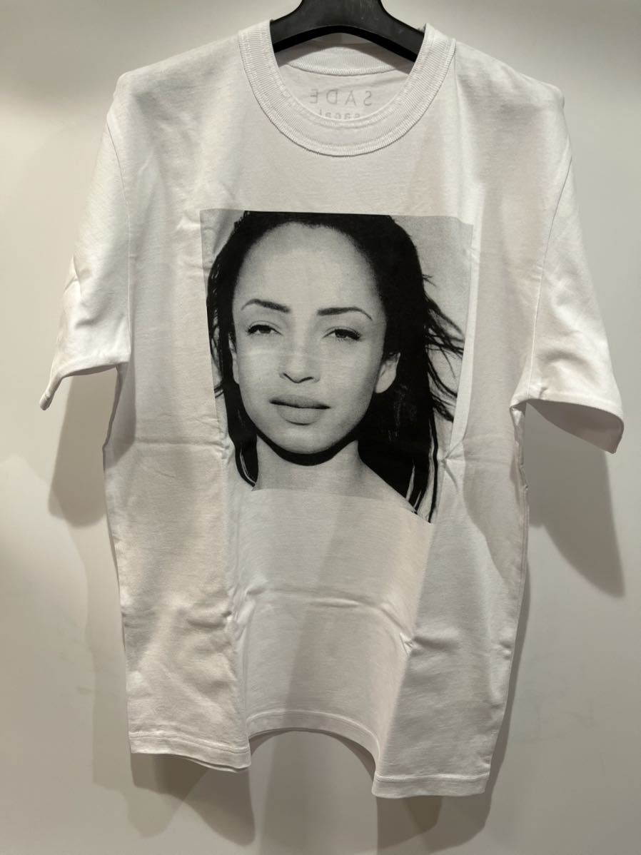 サイズ0 SACAI x SADE Tシャツ 白 新品 シャーデー サカイ-