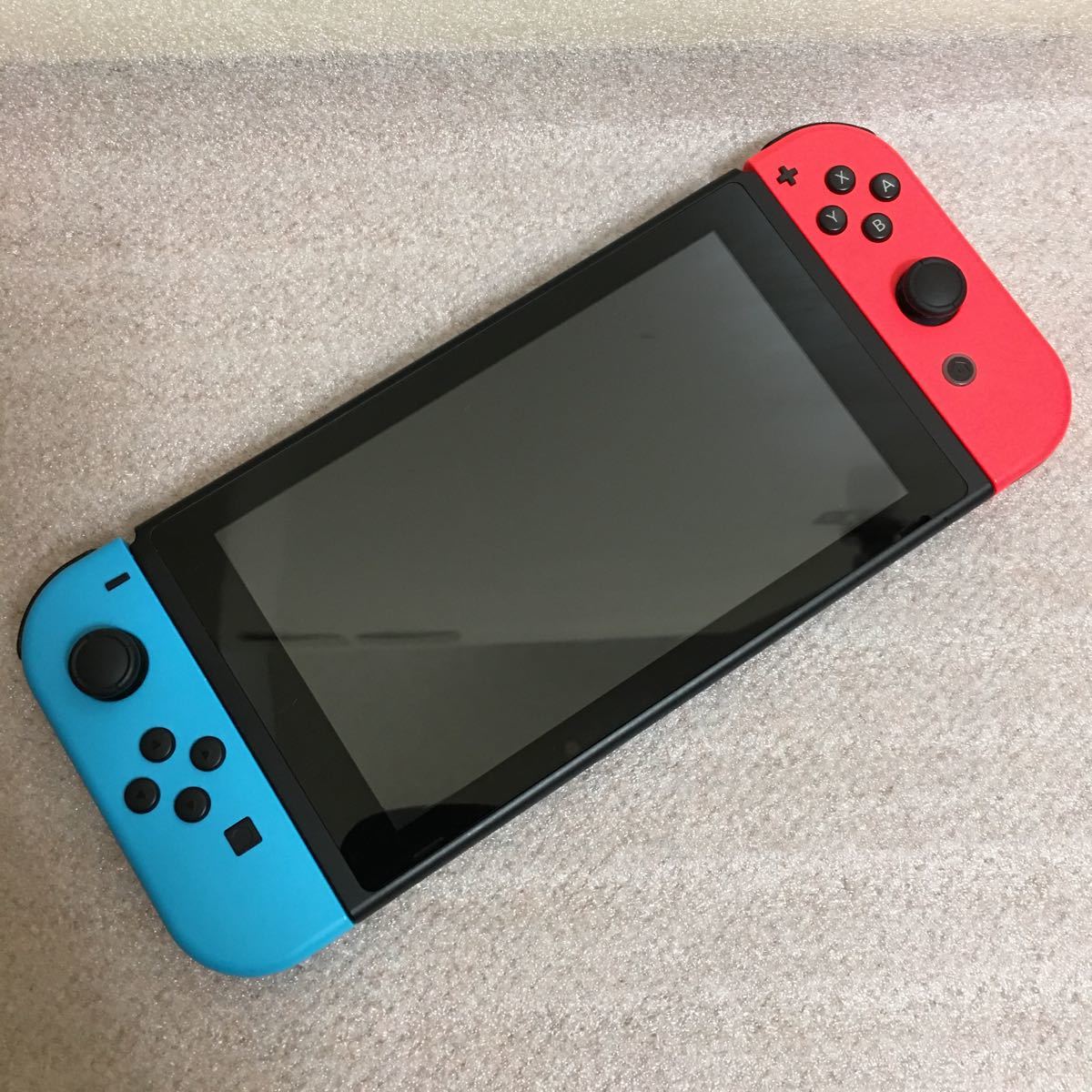 Nintendo Switch ニンテンドースイッチ本体、ジョイコン