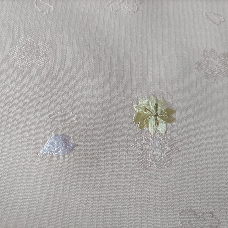 正絹帯揚げ　ピンク　刺繍　桜　地紋　【衿秀　和想庵】_画像6