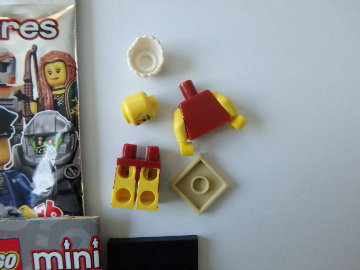 【開封未組立】レゴ ミニフィギュア シリーズ9 NO.5 ローマ帝王 皇帝 Roman Emperor LEGO minifigures series 9_画像3