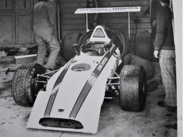  Honda F1 1968 год life photograph ( John *sa- чай z владение машина,1981 год Brands Hatch.. фотосъемка )