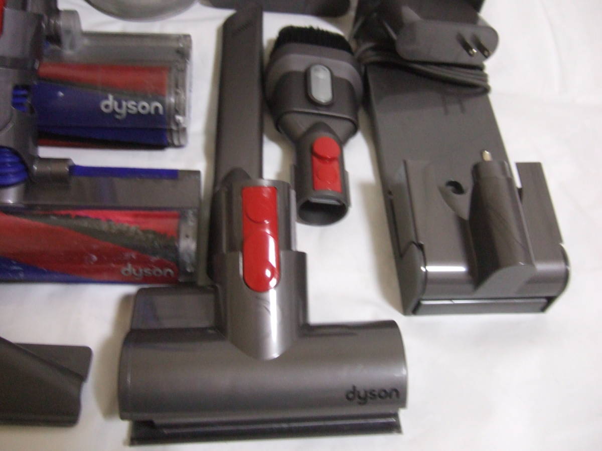 Dyson/ダイソン SV11 V7Fluffy サイクロン掃除機 コードレスサイクロン