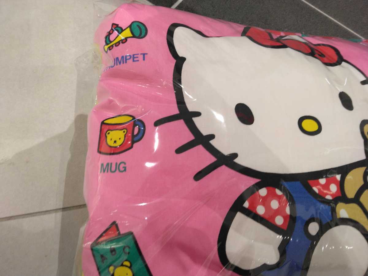 レア サンリオ ハローキティ スクエアクッション キティちゃん くま