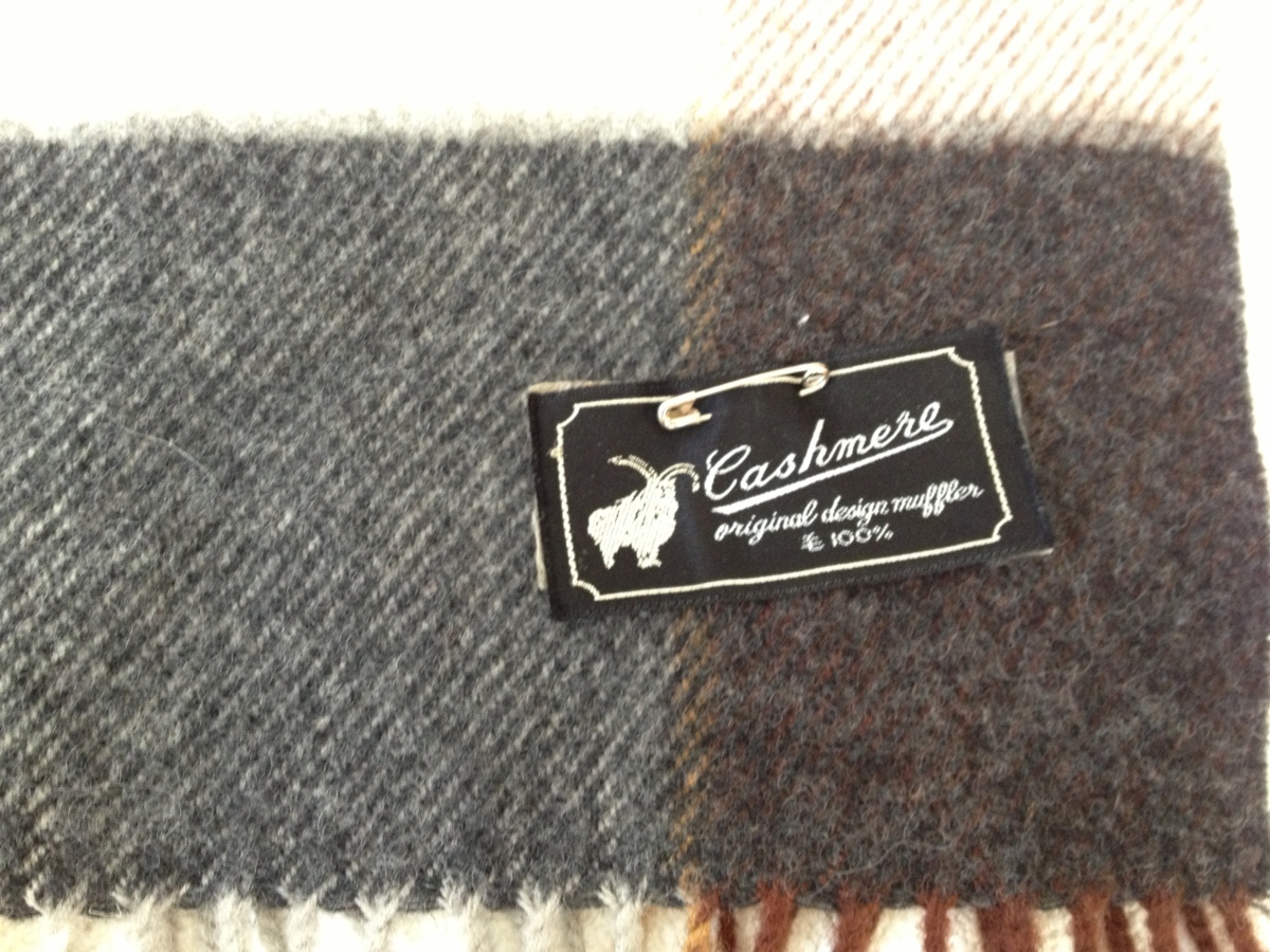 カシミヤ マフラー 2セット キャメル色 チェック 無地 毛100％ Cashmere タグ付有　【道楽札幌】_画像3