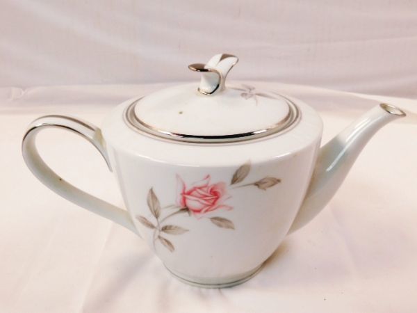 54★ノリタケ ローズ 薔薇模様 ティーポット 急須 ROSEMARIE No.6044 白地系 Noritake 送料730円~_画像9