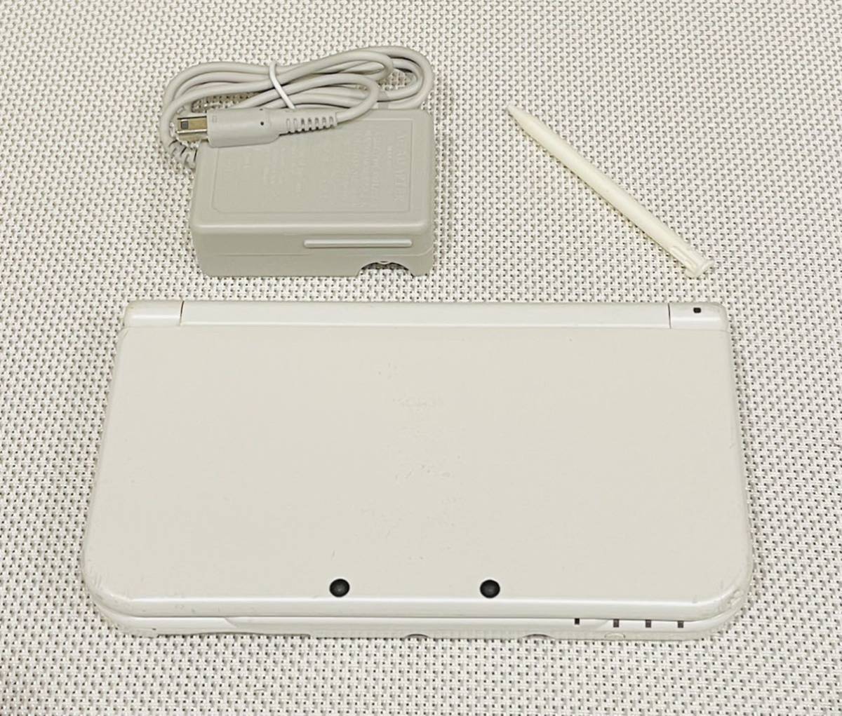 newニンテンドー3DS LL パールホワイト 本体動作品 送料無料 付属品