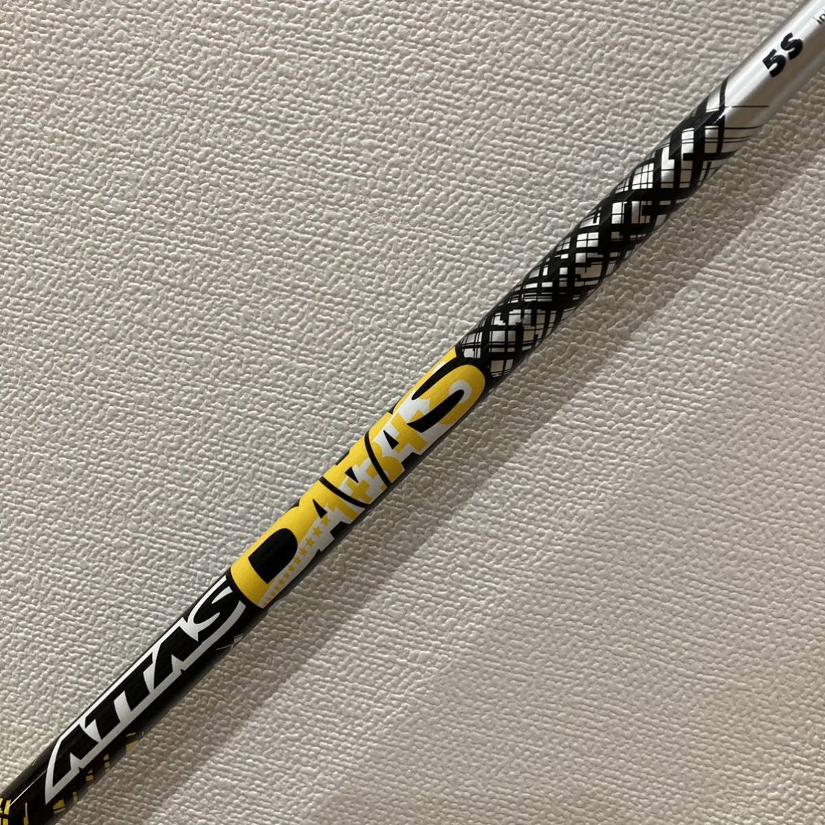 新grip テーラーメイド スリーブ付き shaft ATTAS 12 5 S アッタス