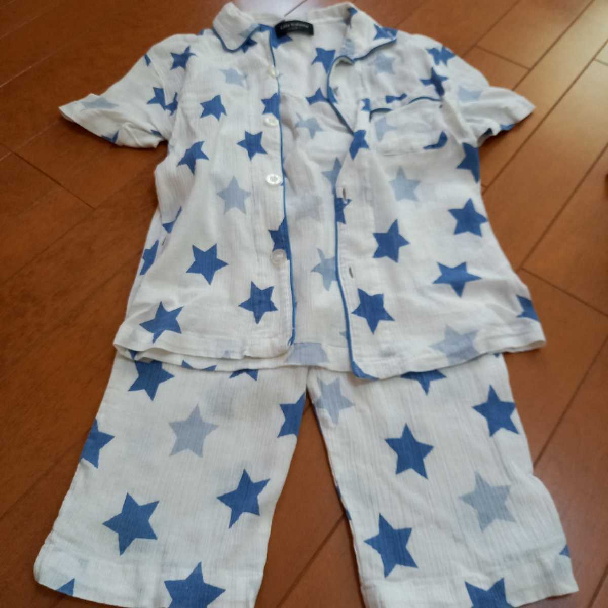 半袖パジャマ 上下セット 半袖 130センチ 星 (130(125~134cm))|売買されたオークション情報、ヤフオク! の商品情報をアーカイブ公開 パジャマ 上下セット 130 半袖