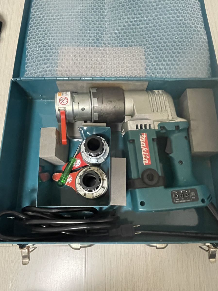 マキタ 回転角レンチ 6924ANW M20.M22.M24ソケット付き ナット マキタ 回転角レンチ 6924ANW M20.M22.M24ソケット付き ナット