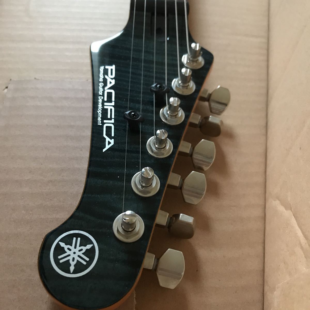 美品・送料無料】 YAMAHA PACIFICA PAC612VIIFM IDB ヤマハ パシフィカ
