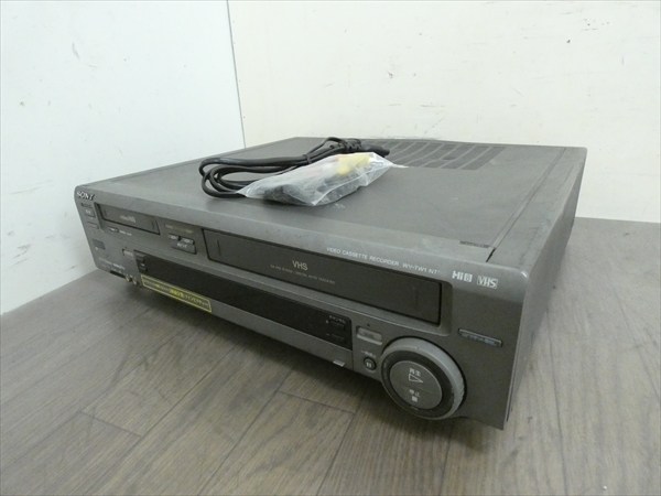 録再OK/AVコード付属☆SONY/ソニー☆Hi8/VHS Wデッキ☆WV-TW1 管N17149 #_画像1