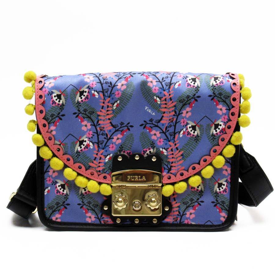 見事な 2Wayバッグ クラッチバッグ 斜め掛けショルダーバッグ フルラ FURLA メトロポリス t17921a キャンバスxレザー ショルダー 見事な 2Wayバッグ クラッチバッグ 斜め掛けショルダーバッグ フルラ FURLA メトロポリス t17921a キャンバスxレザー ショルダー