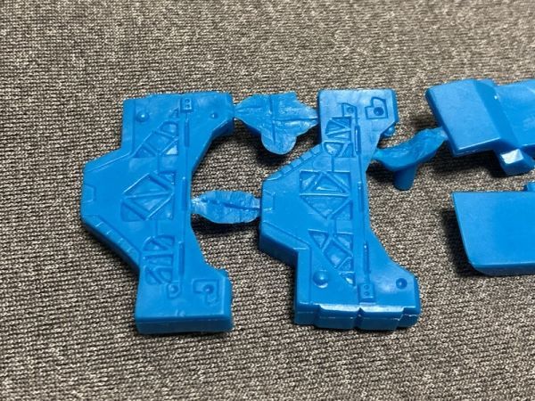 SDパトレイバー 特殊運搬車 青 ガン消し 未切り 消しゴム ガシャポン