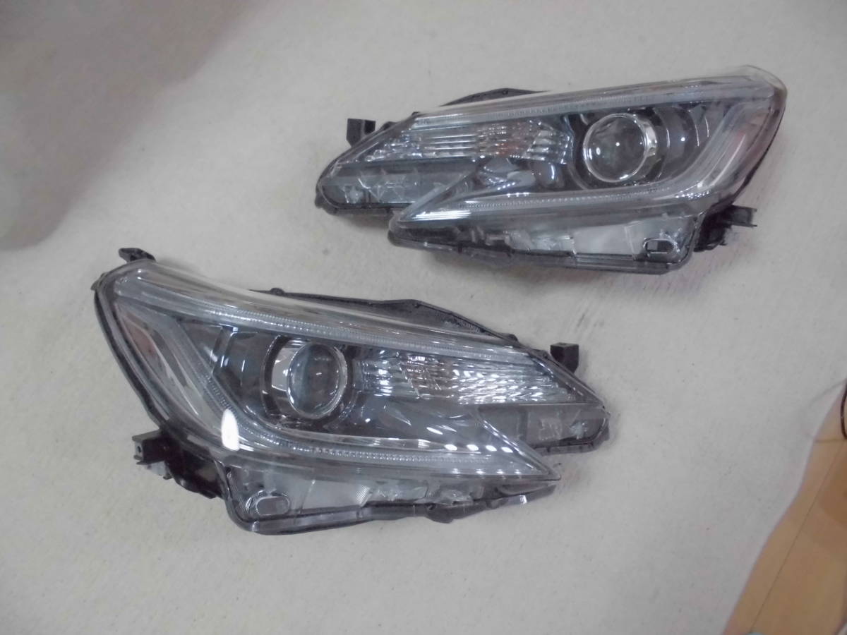 □即決□ 美品 マークX 130 中期 純正 HID ヘッドライト 左右セット