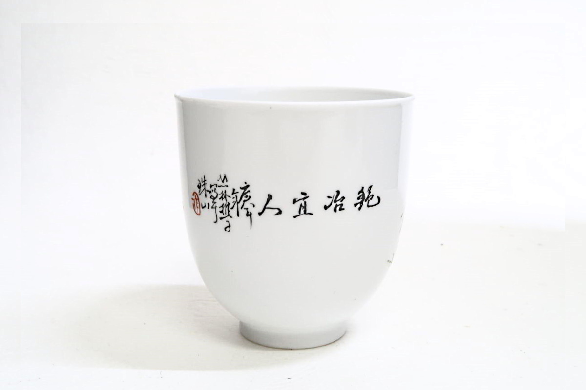 中国景徳鎮名瓷 花虫図 極薄茶碗 湯呑 箱付_画像5
