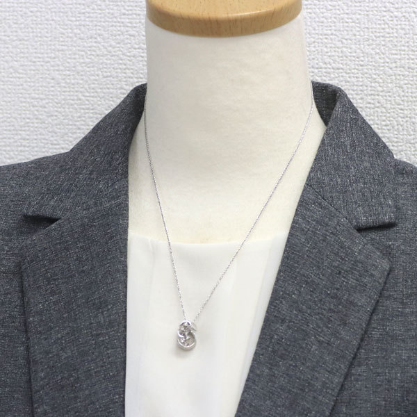 ◇新品◇ K18WG ダイヤネックレス三日月モチーフ0.31ct 値段が安い ◆新品◆ K18WG ダイヤネックレス 三日月モチーフ 0.31ct ネックレス