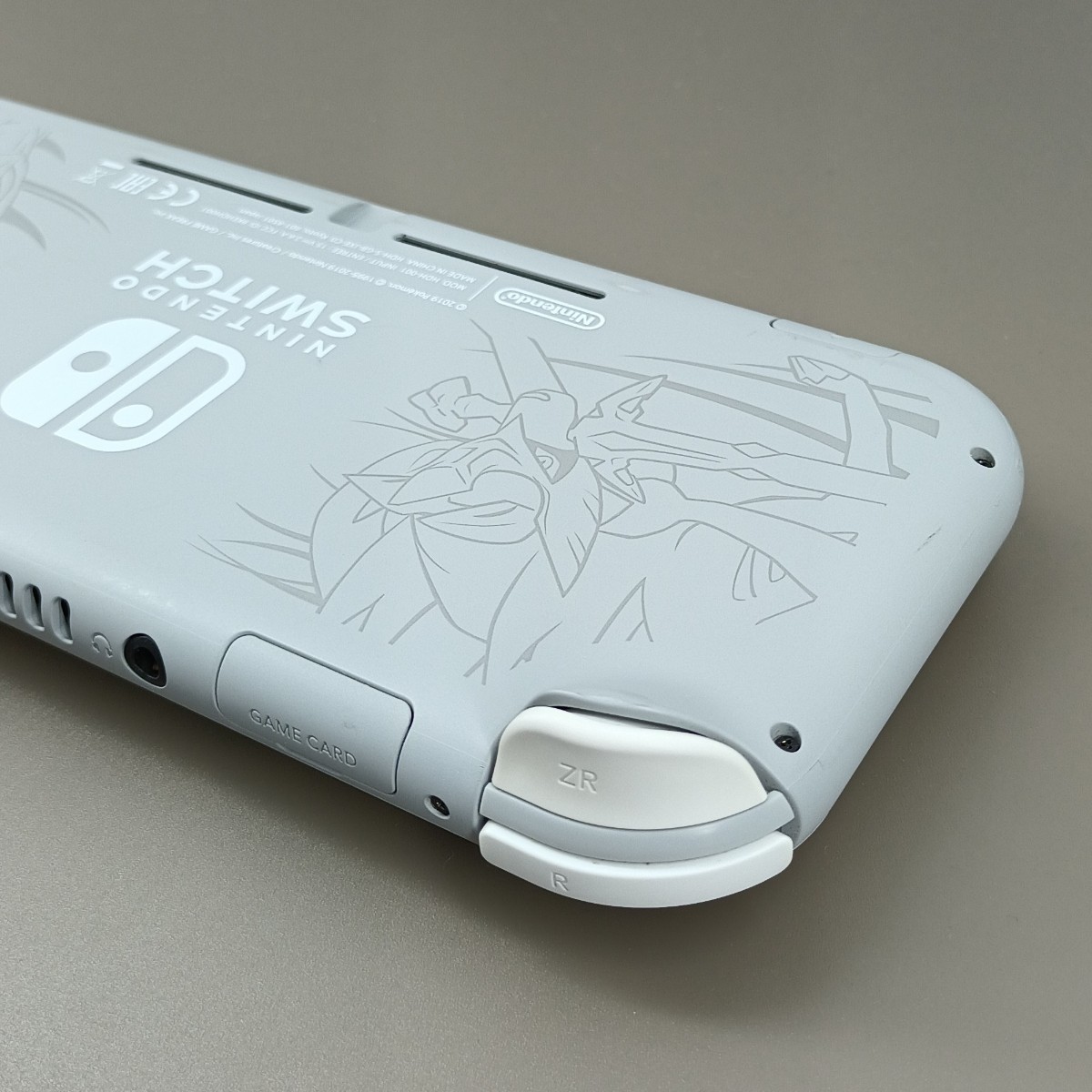 Switch Lite》スイッチライト ザシアン・ザマゼンタ 2019年製 Switch Lite》スイッチライト ザシアン・ザマゼンタ 2019年製