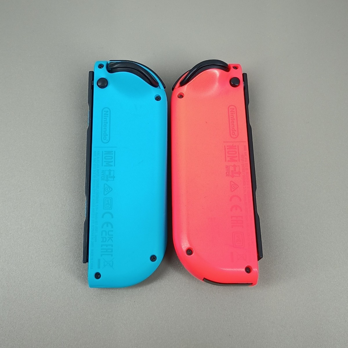 《ジョイコン》Switch Joy-Con(L)(R)　ネオンブルー・ネオンレッド　左右セット　ユーズド　メンテナンス品