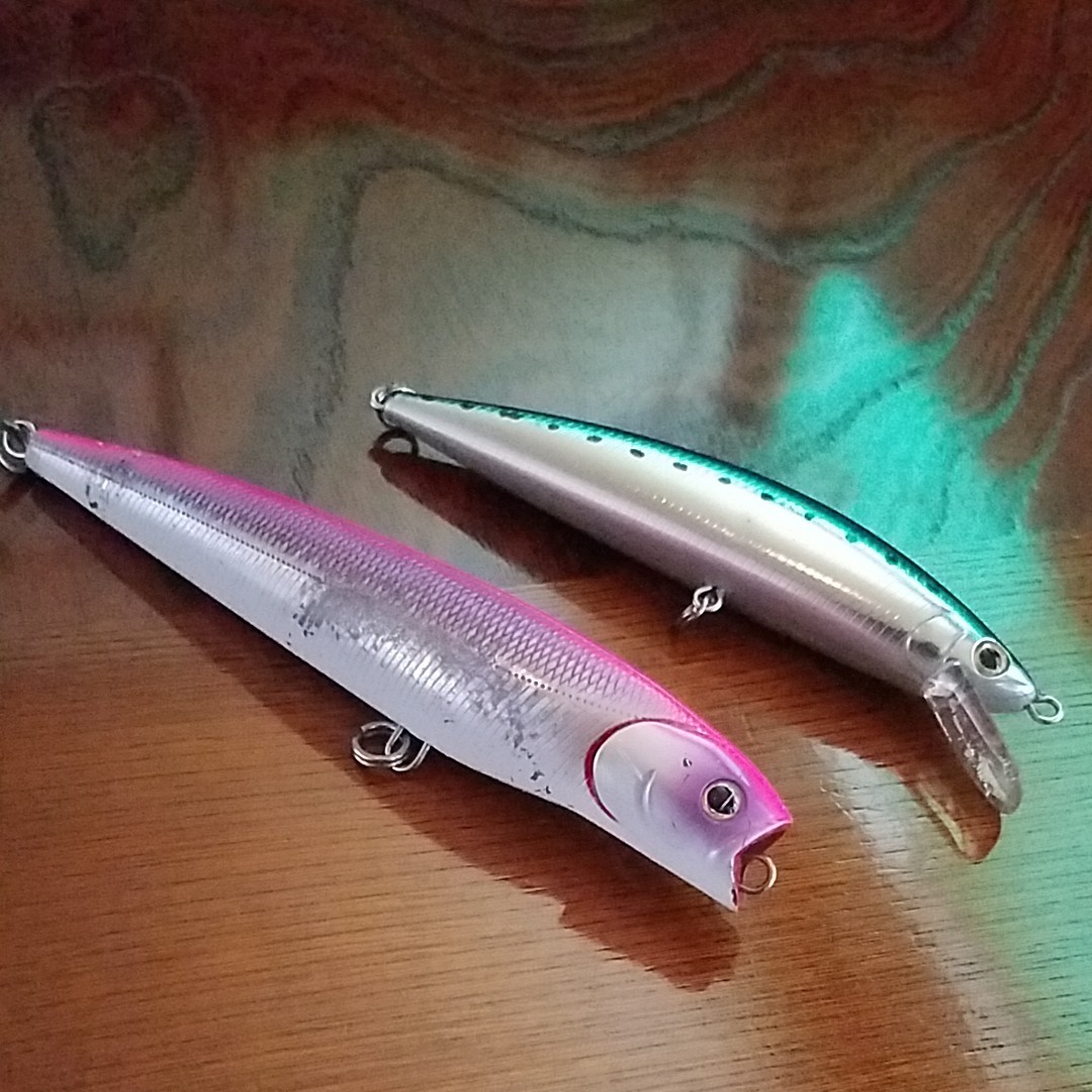 ダイワ)ソルティガドラドペンシル140F (メーカー不明)シンキング ダイワ)ソルティガドラドペンシル140F (メーカー不明)シンキング