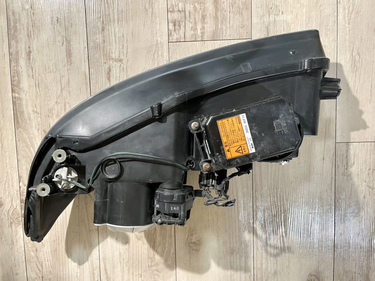 ☆S15シルビア☆キセノンヘッドライト☆美品☆右側☆運転席側☆HID☆純正☆KOITO☆