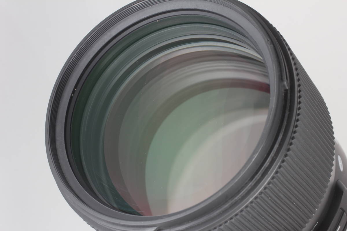 J2#3611 SIGMA 単焦点望遠レンズ Art 135mm F1.8 DG HSM シグマ用 フルサイズ対応 _画像4