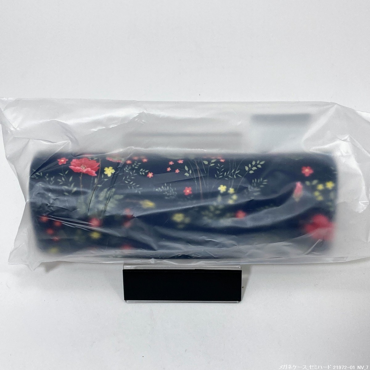 [ new goods / prompt decision / postage 230 jpy / gift packing ] glasses case compact hard case magnet opening and closing floral print navy 2072-01 20804-9