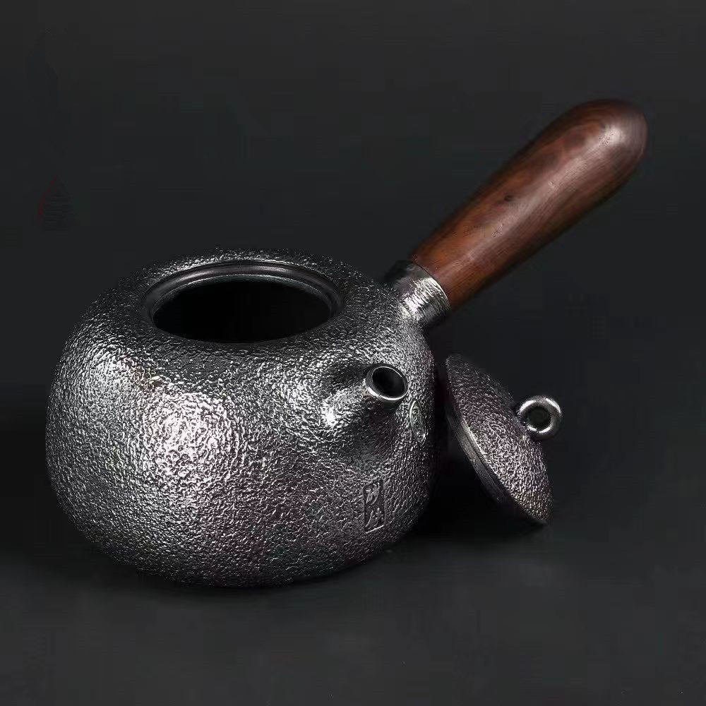 大好評☆砂鉄 南部鉄器 鉄壺 コーティングなし 手作り鉄 やかんを沸かす お茶の道具 600ML_画像2