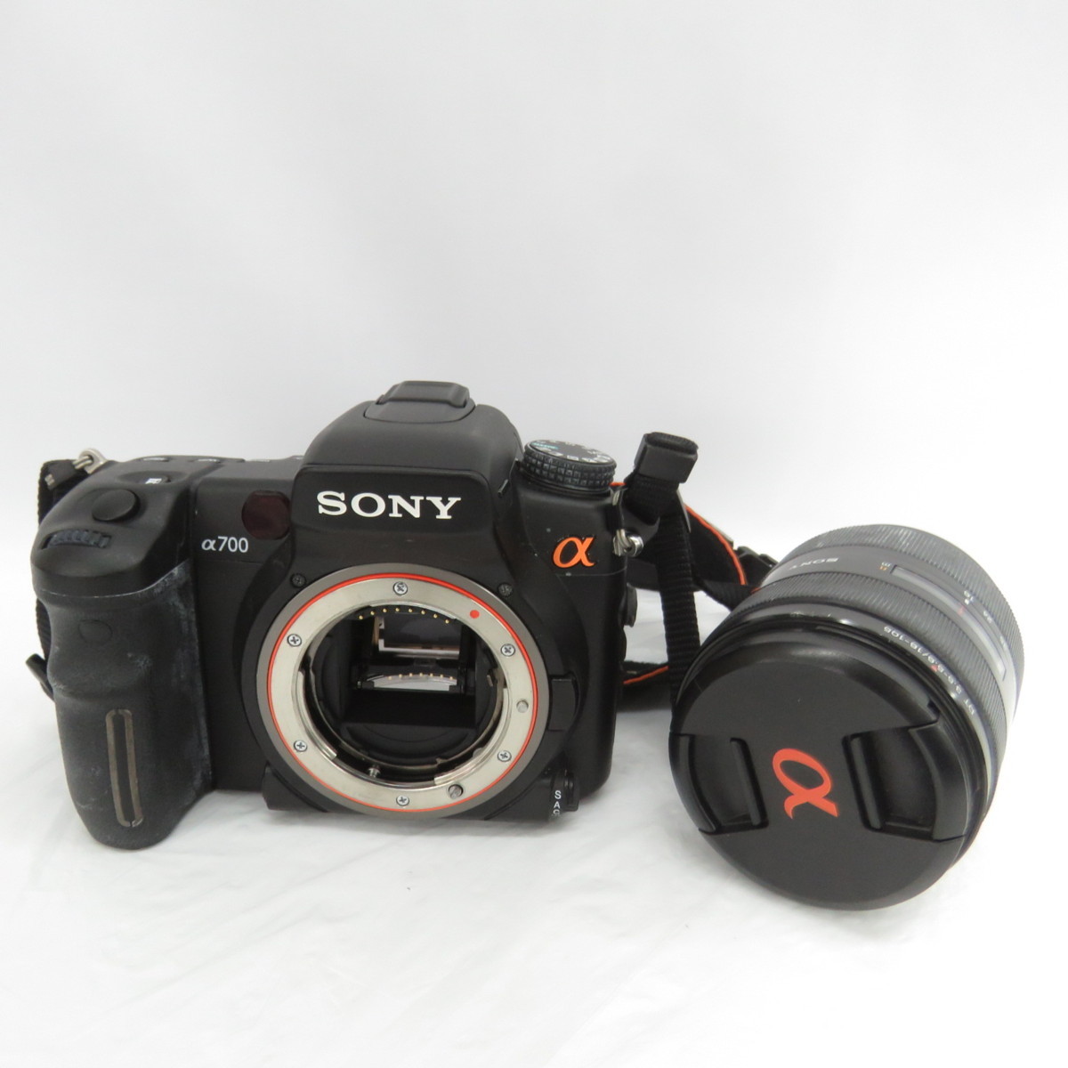 1円~【ジャンク品】SONY ソニー ミラーレス一眼レフカメラ α700 DSLR-A700 DT 3.5-5.6 16-105 レンズセット 動作未確認 11071577