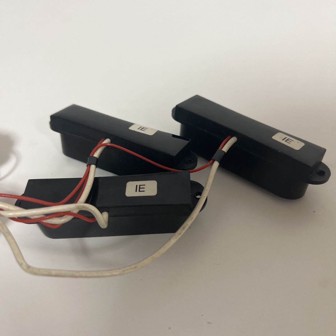 EMG SA ピックアップ セット 旧ロゴ ゴールド ブラック IE 95年 EMG SA ピックアップ セット 旧ロゴ ゴールド ブラック IE 95年